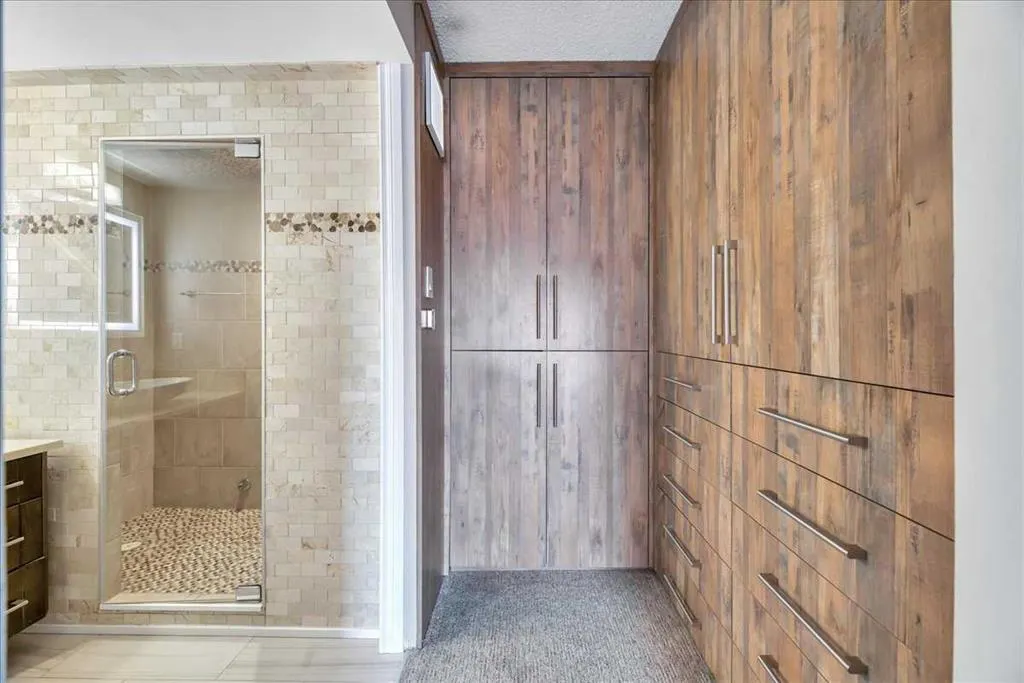 1505 8 Avenue NW, #405