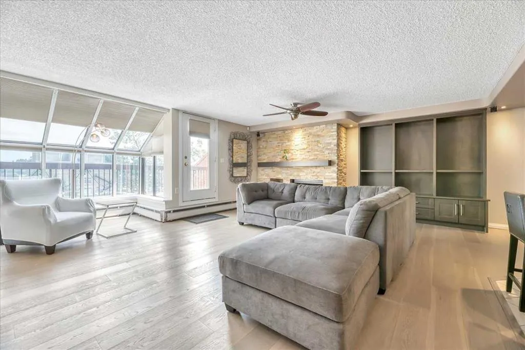 1505 8 Avenue NW, #405