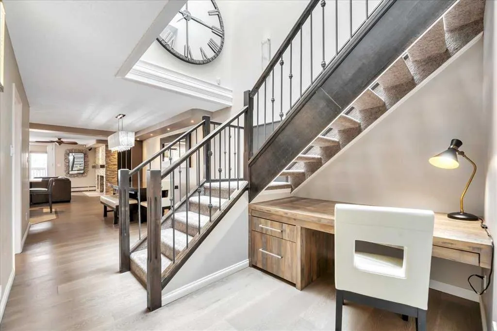 1505 8 Avenue NW, #405