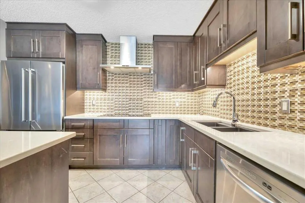 1505 8 Avenue NW, #405