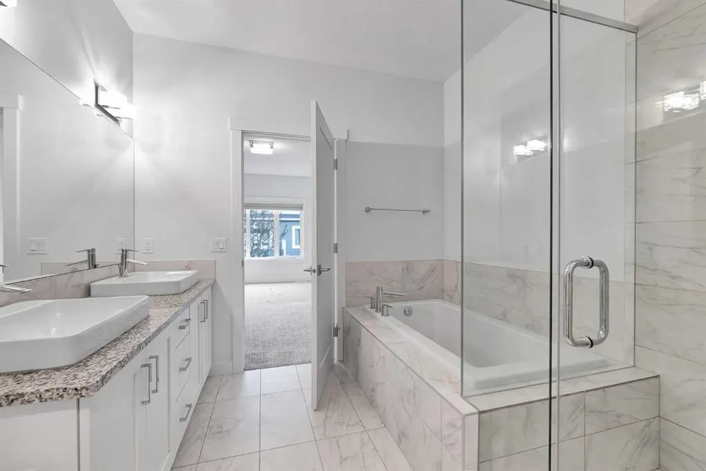 100 Sierra Morena Manor SW