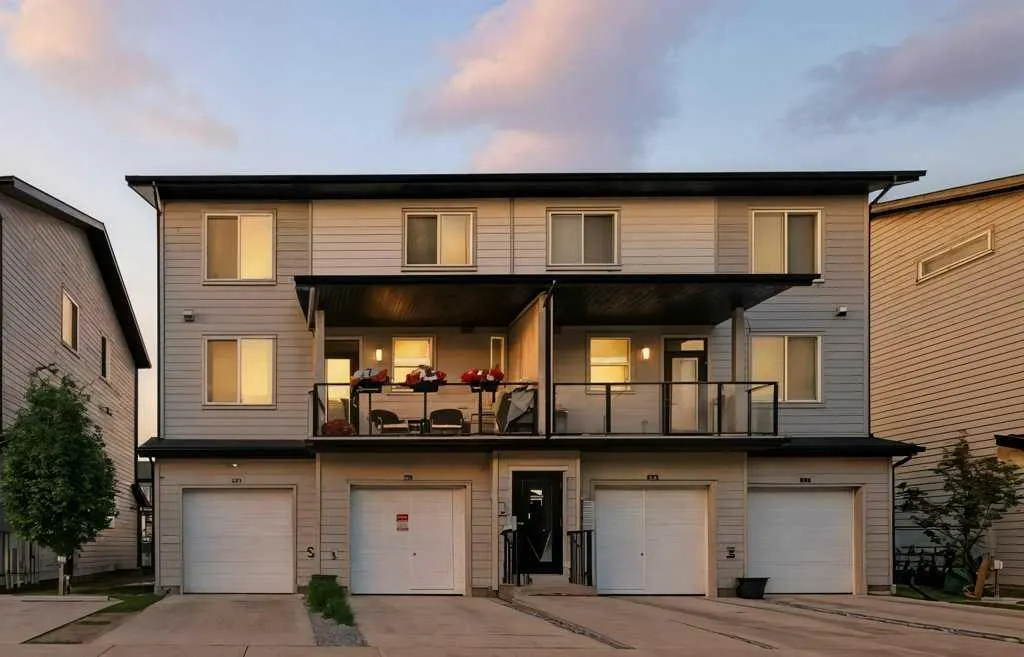 120 Redstone Walk NE, #201