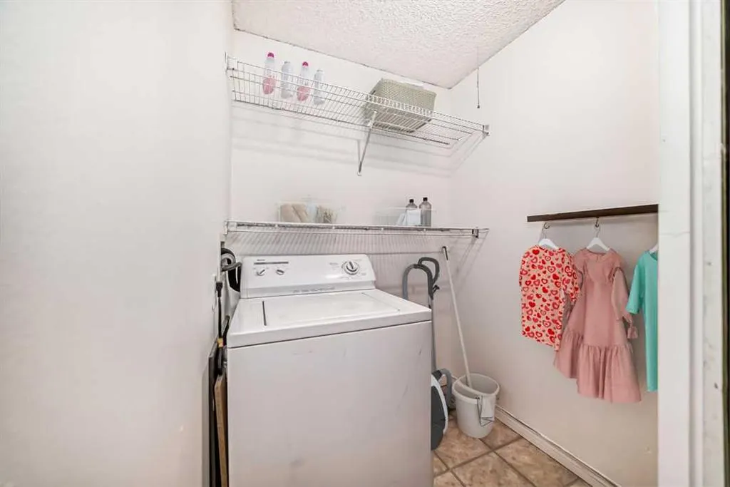 1334 12 Avenue SW, #201