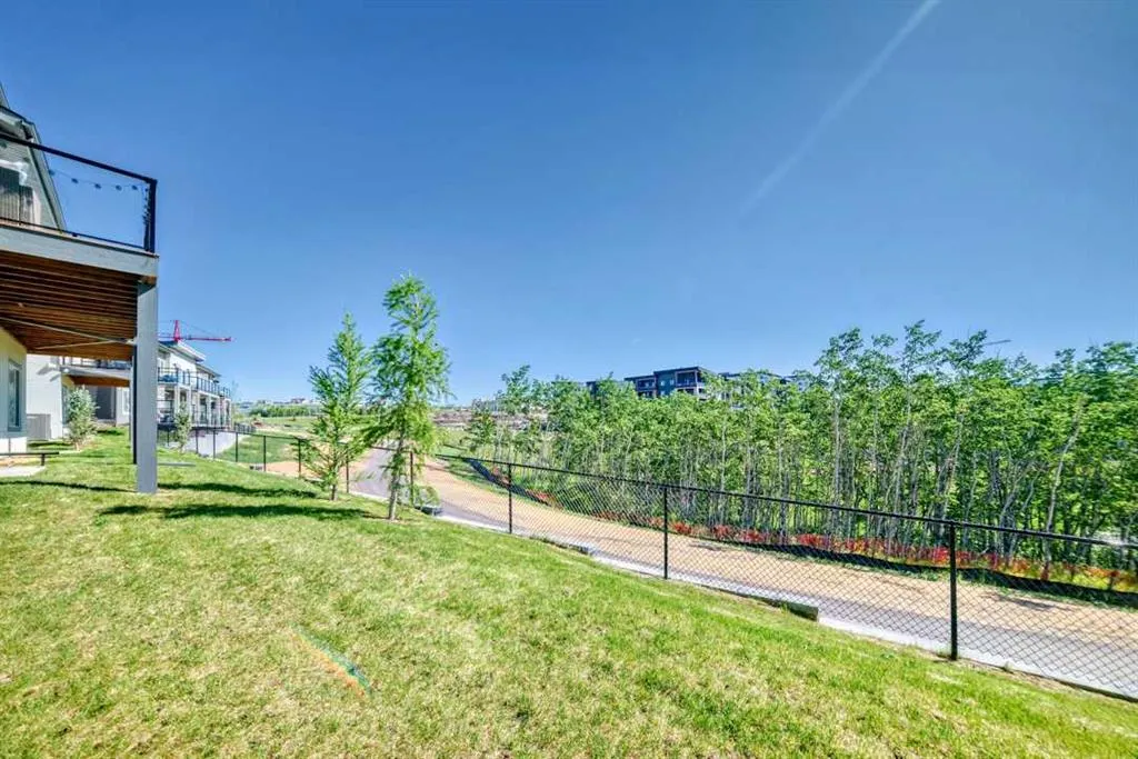 53 Spring Creek Common SW