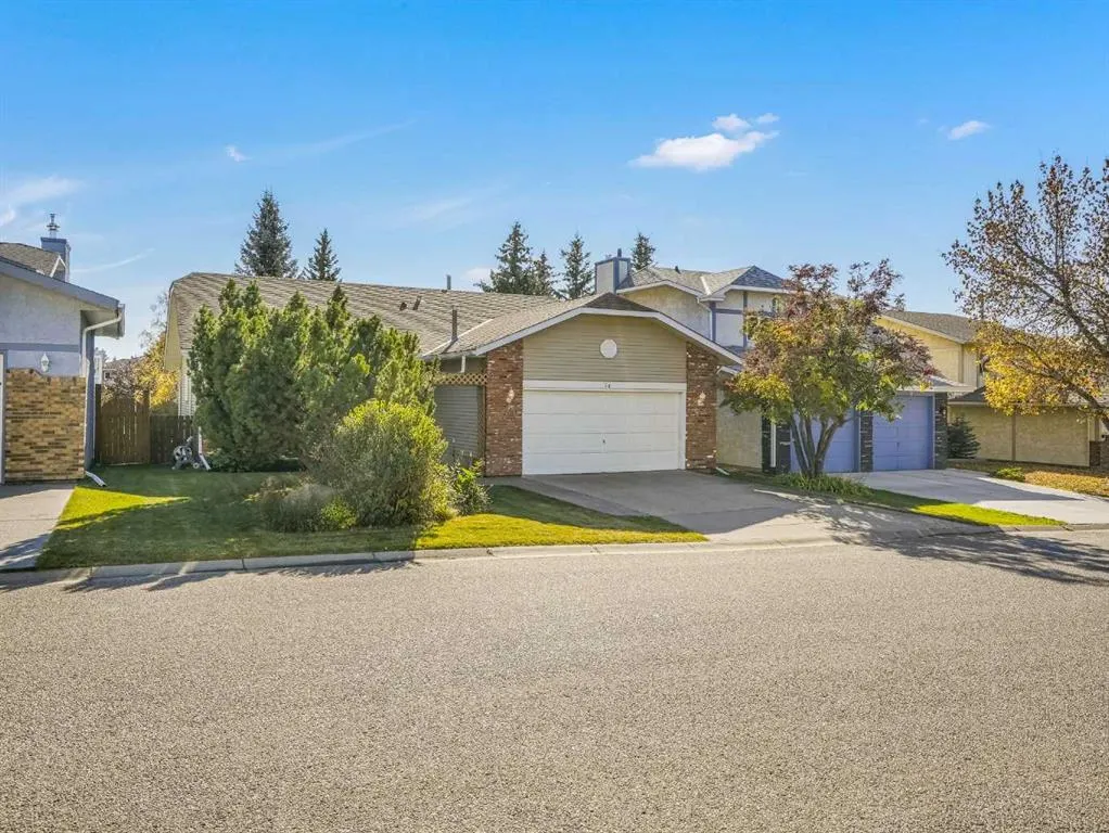 76 Wood Valley Rise SW