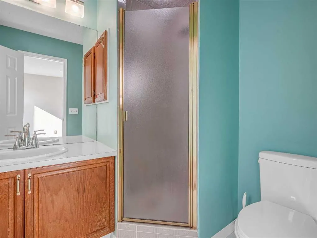 76 Wood Valley Rise SW