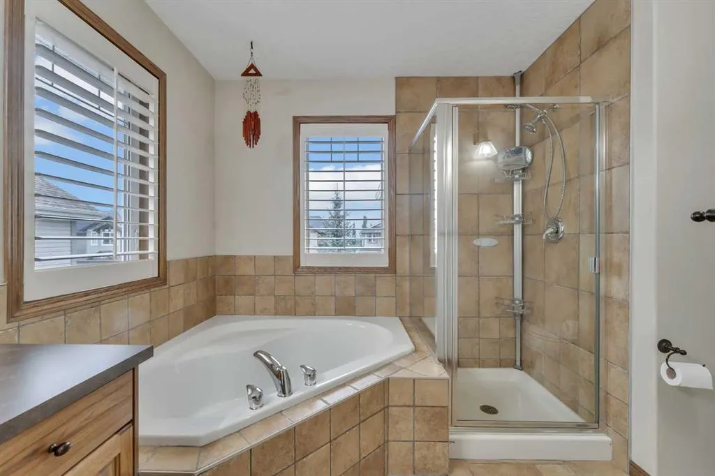 168 Sunset Close