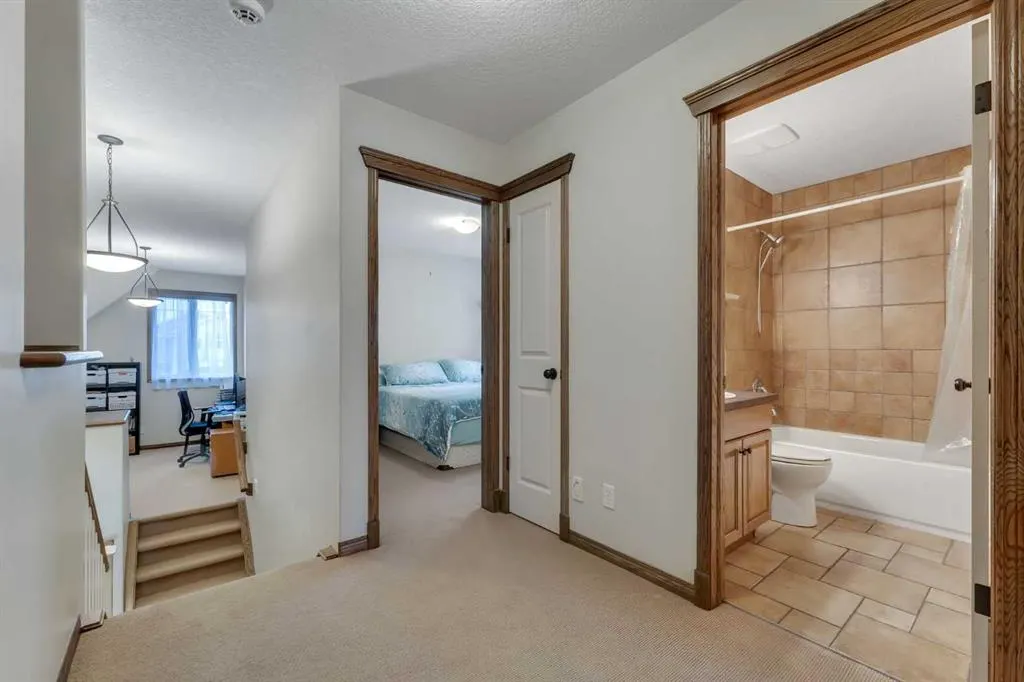 168 Sunset Close