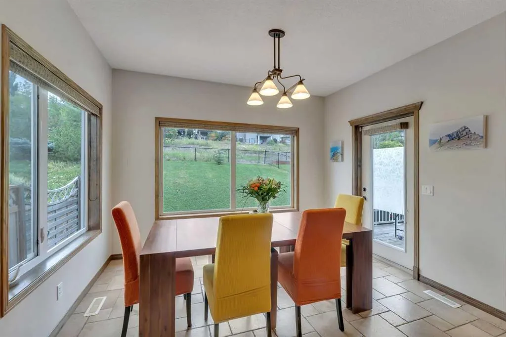 168 Sunset Close