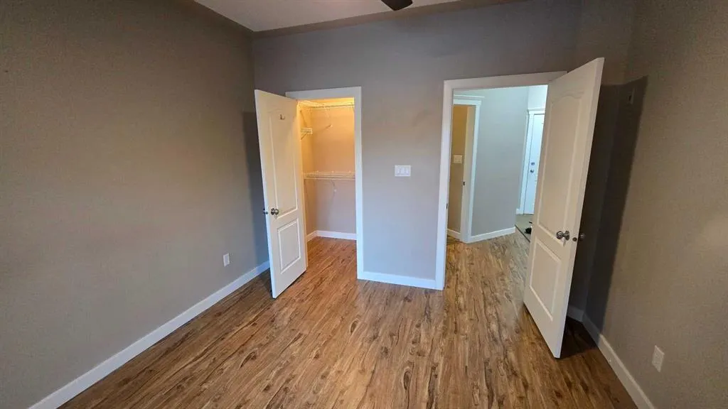 20 Discovery Ridge Close SW, #240