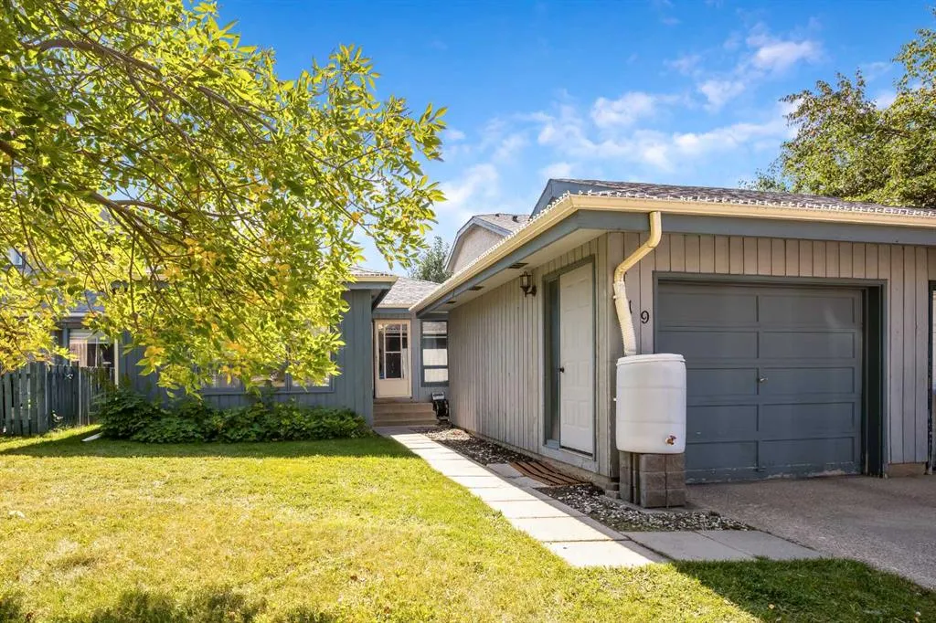 19 Hawkfield Way NW