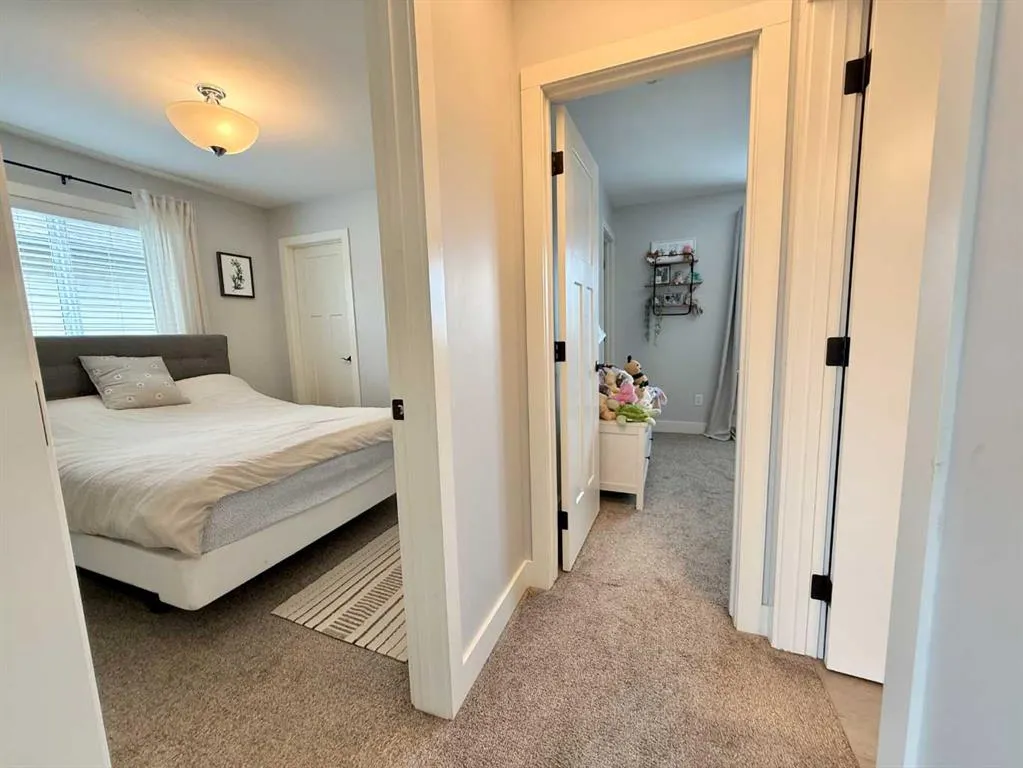 831 Miners Boulevard W