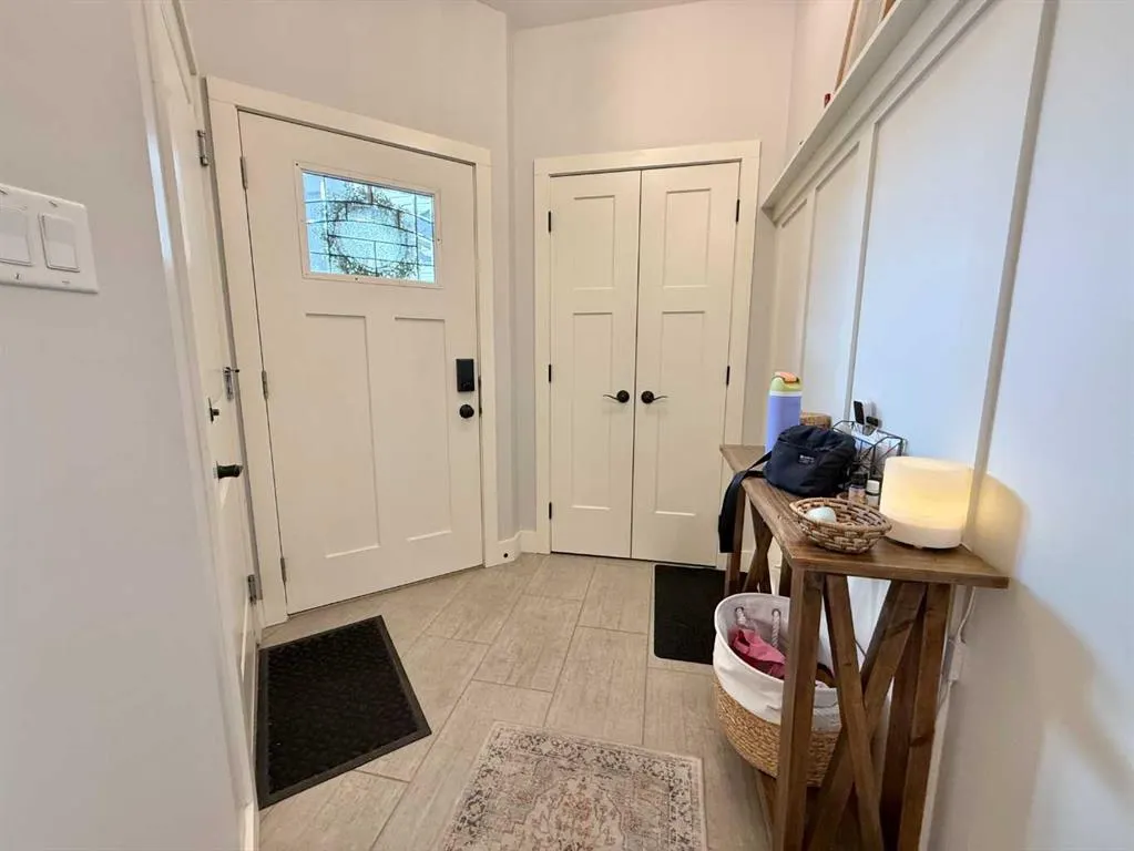 831 Miners Boulevard W
