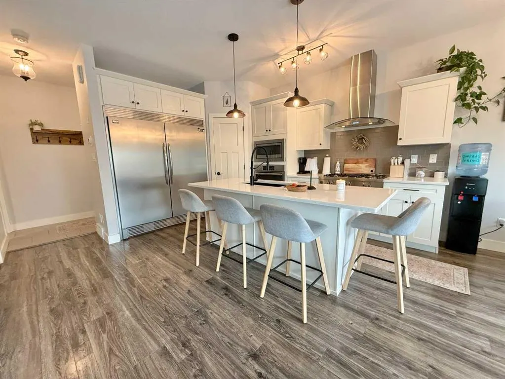 831 Miners Boulevard W