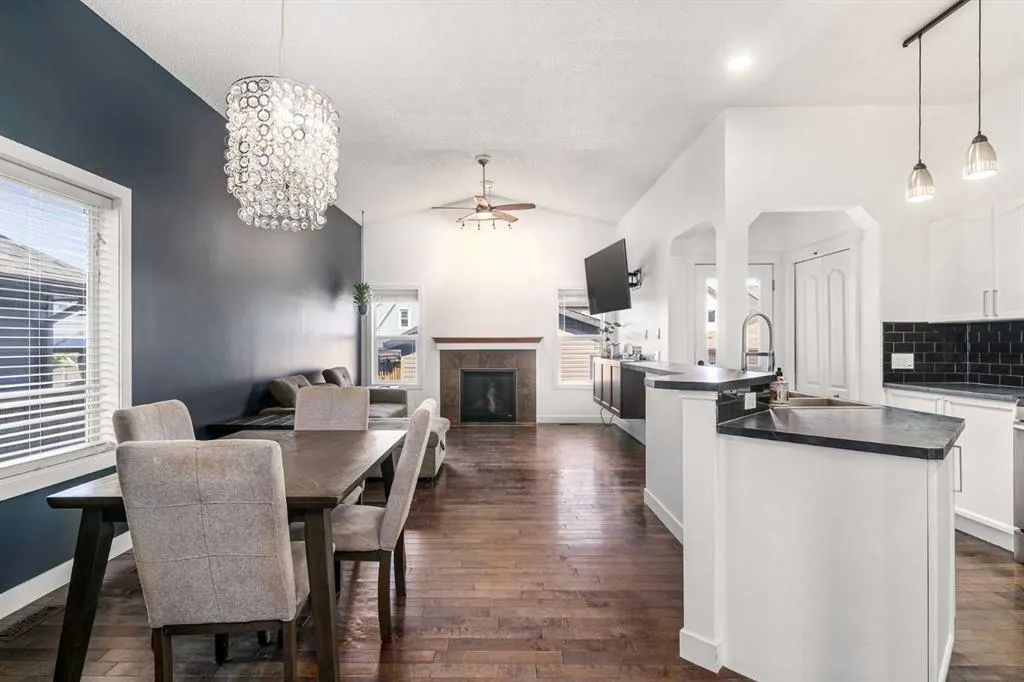 255 Silverado Range Close SW