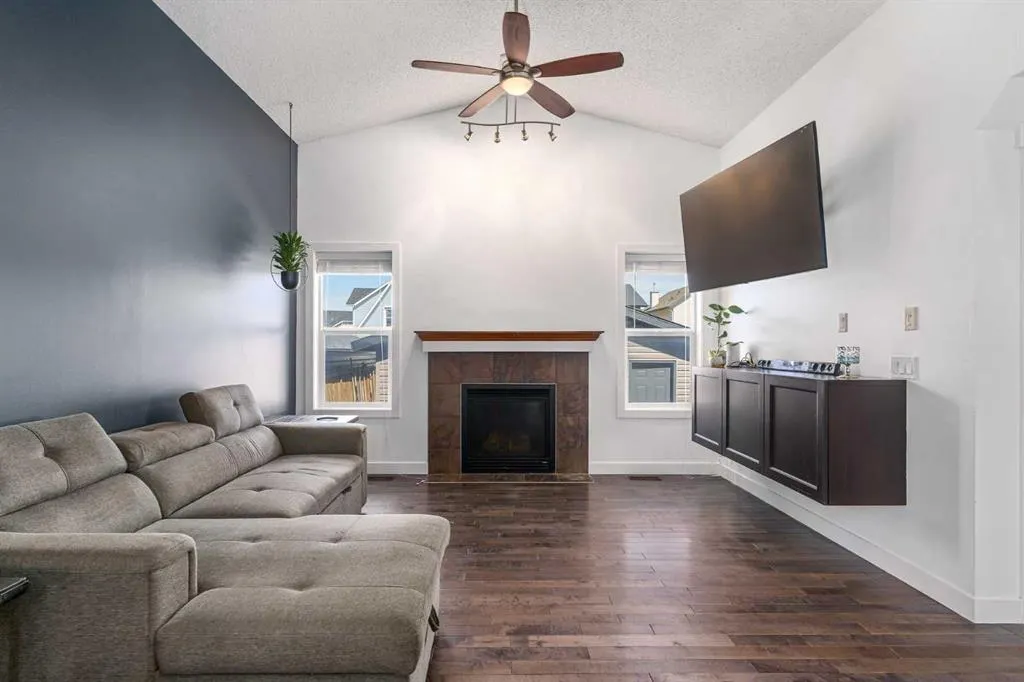 255 Silverado Range Close SW
