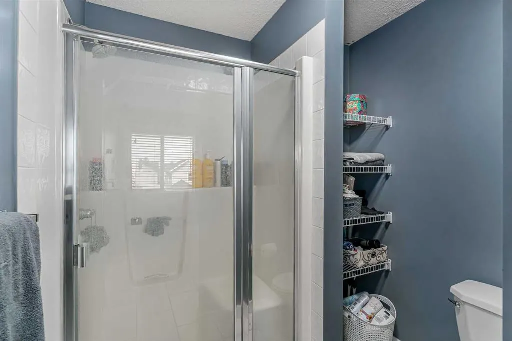 255 Silverado Range Close SW