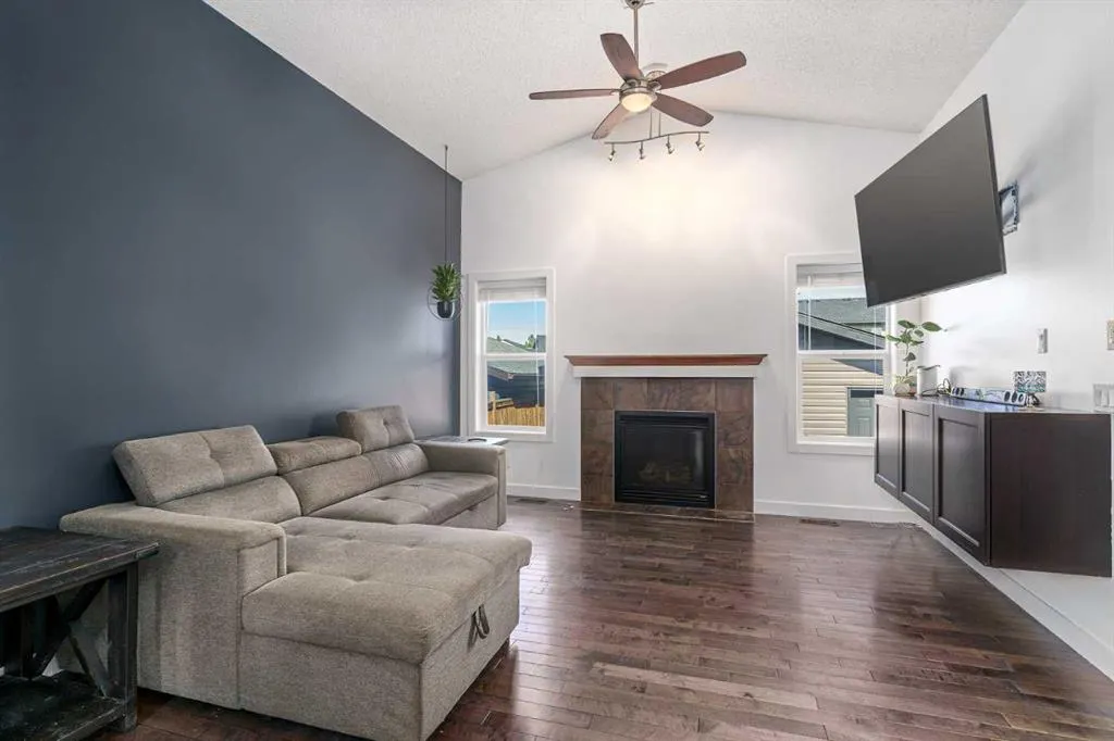255 Silverado Range Close SW