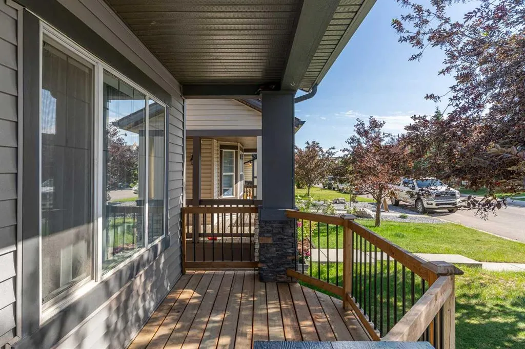 255 Silverado Range Close SW