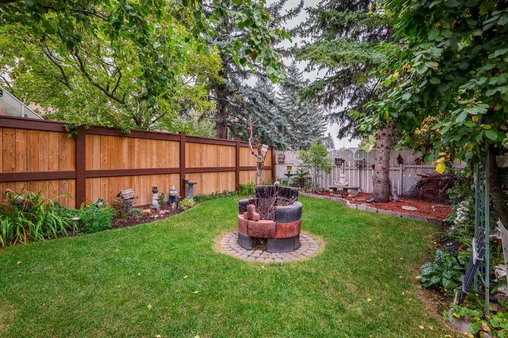 888 Riverbend Drive SE