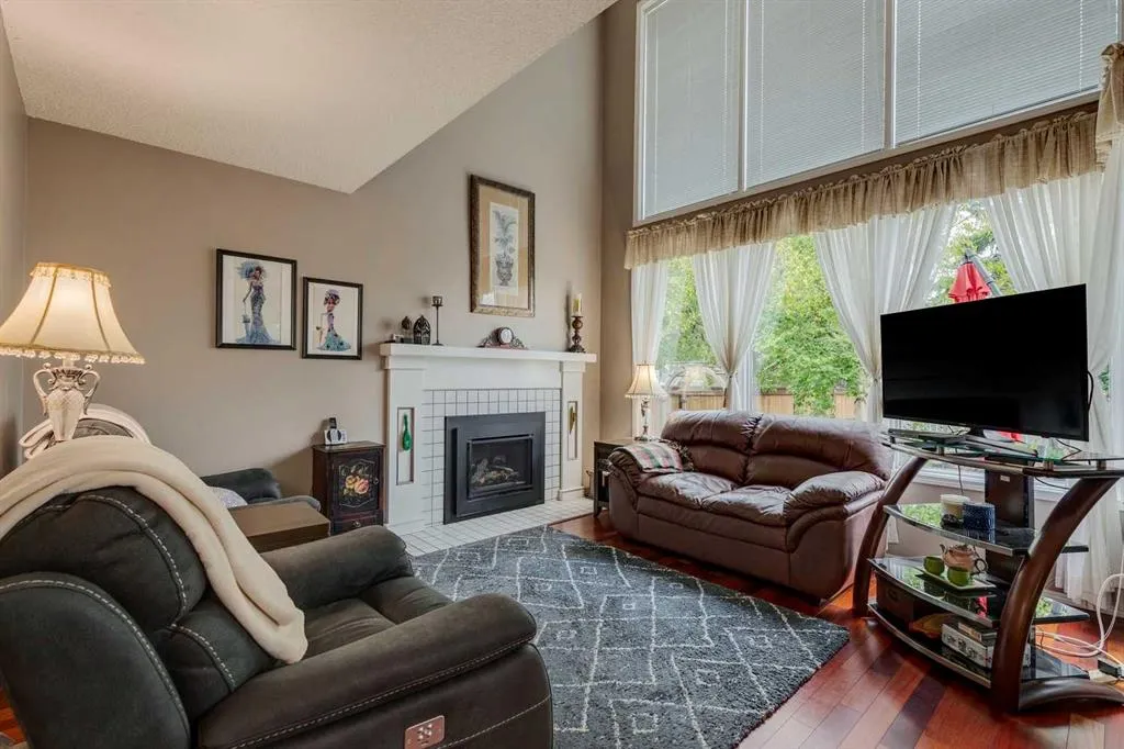 888 Riverbend Drive SE