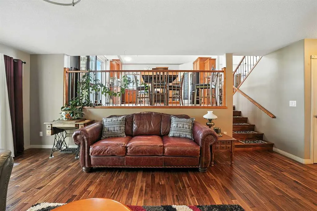 300 Lampard Crescent