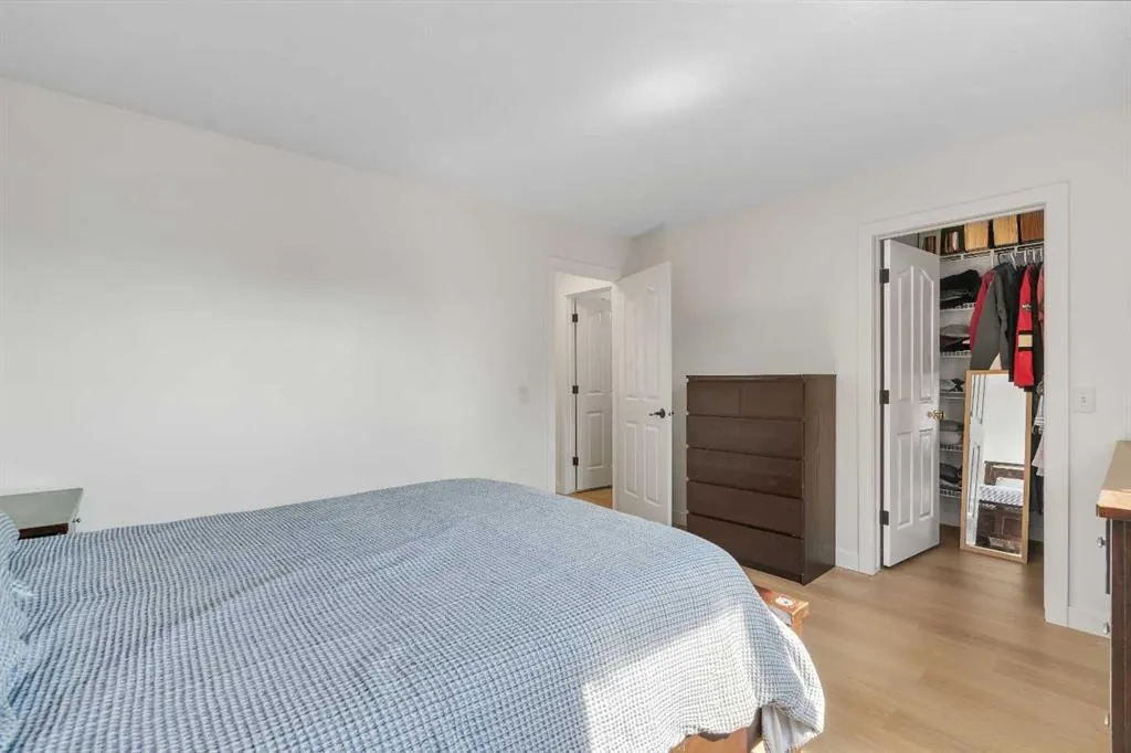 151 Tarington Green NE