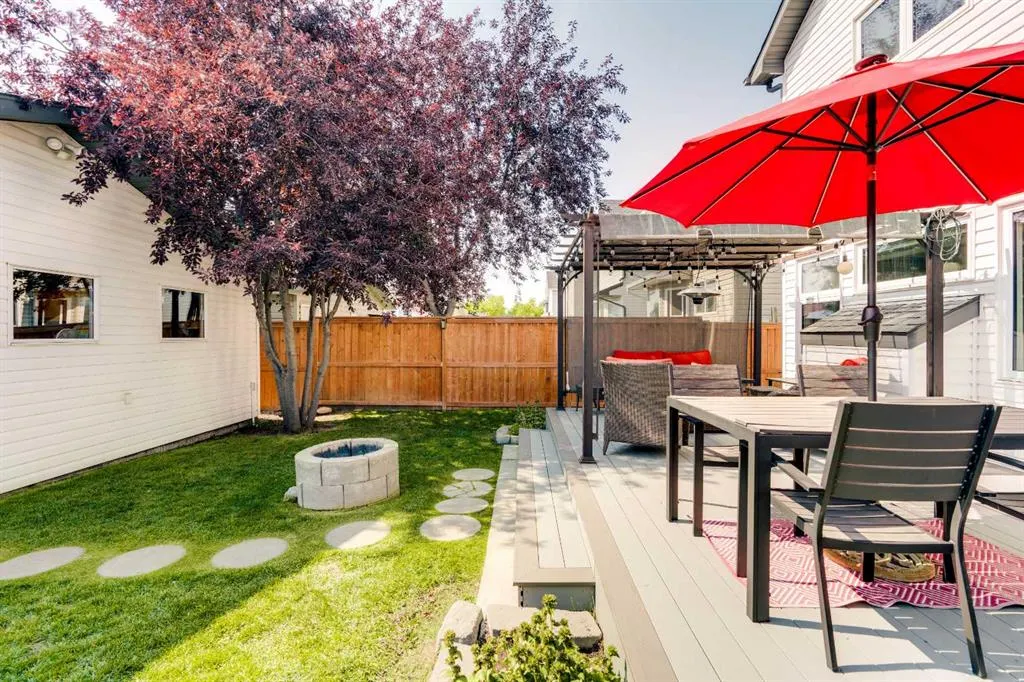 151 Tarington Green NE