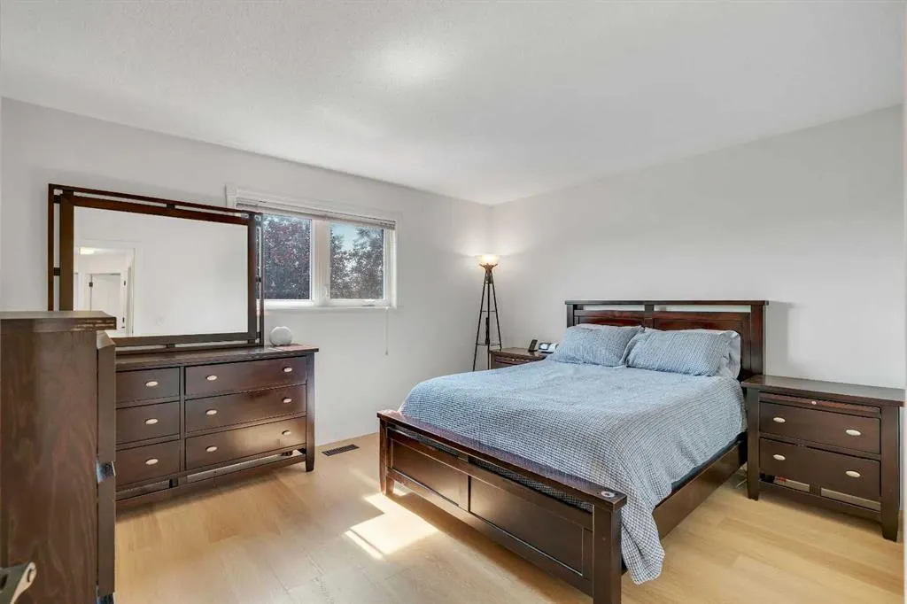 151 Tarington Green NE
