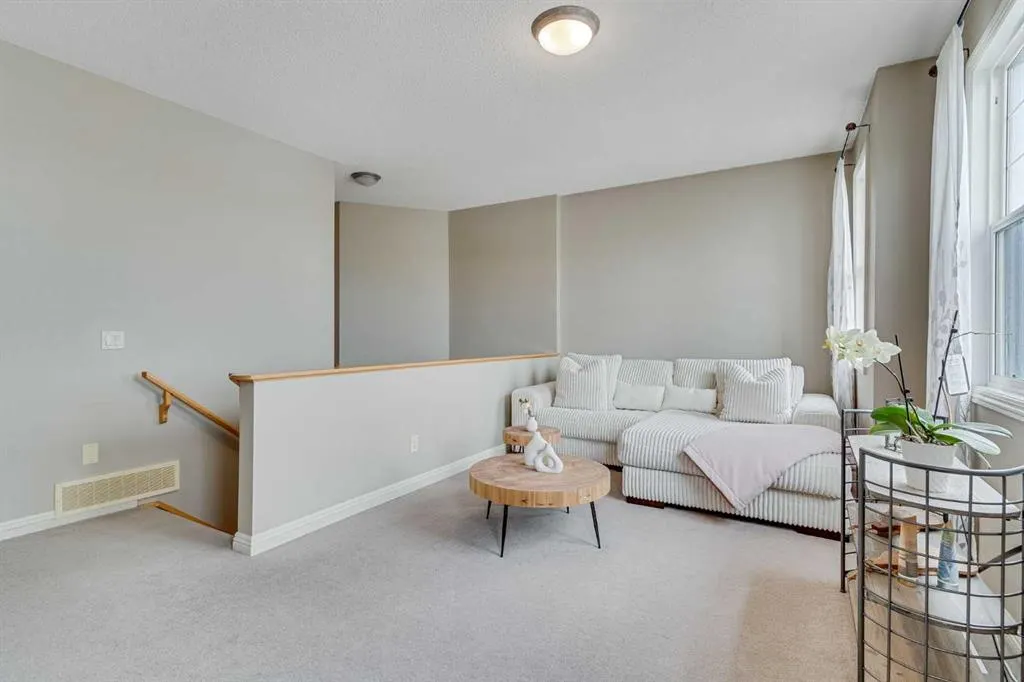 120 Covehaven Terrace NE