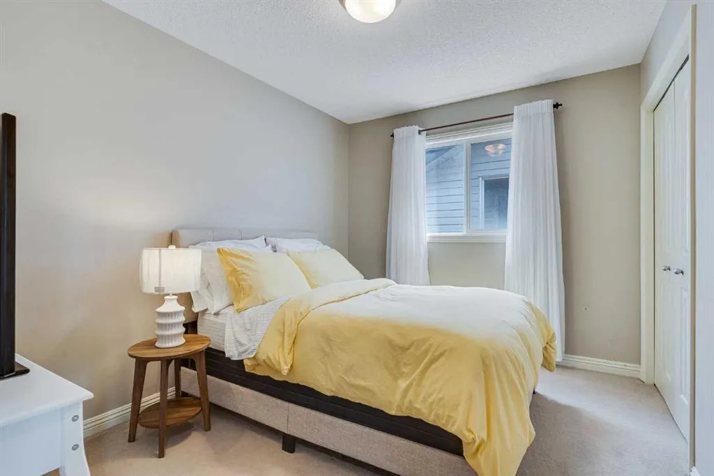 120 Covehaven Terrace NE