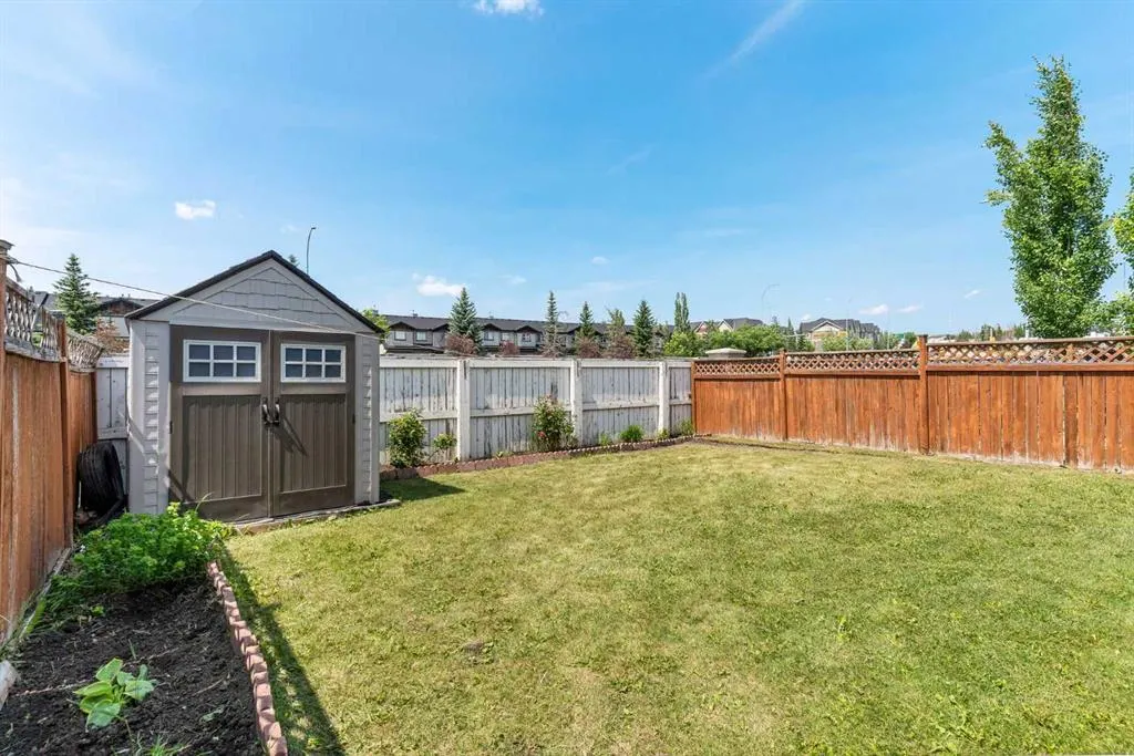 120 Covehaven Terrace NE