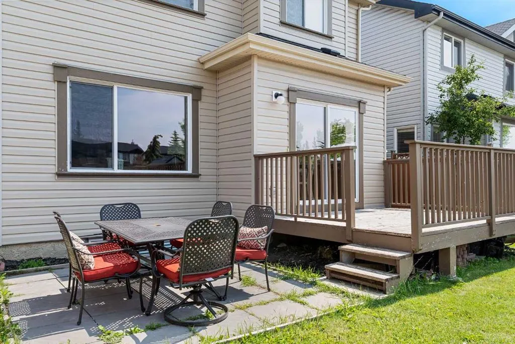 120 Covehaven Terrace NE