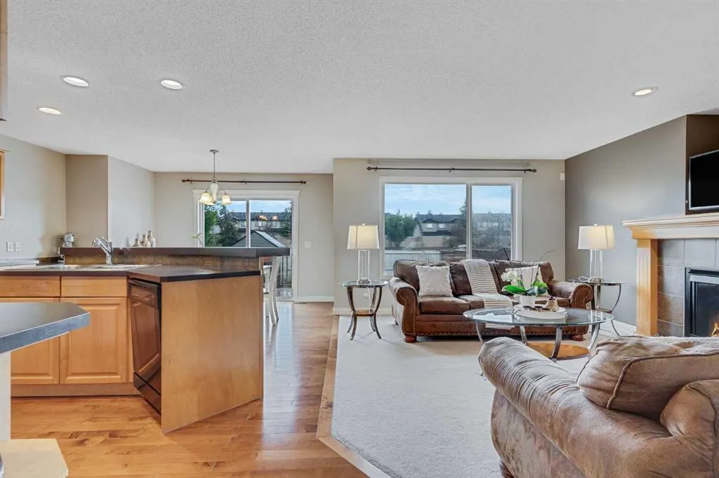 120 Covehaven Terrace NE