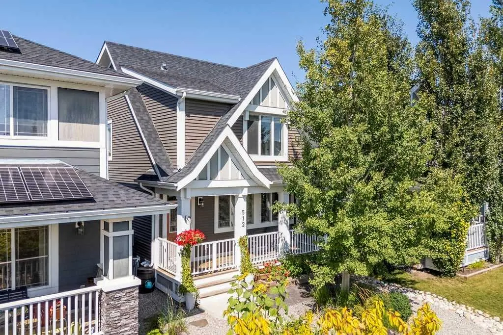 512 River Heights Green