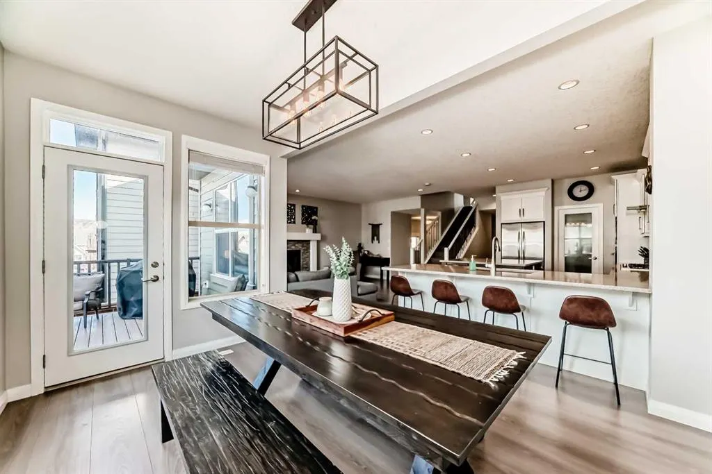 22 Riviera Place