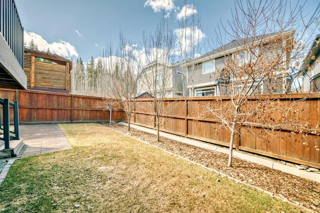 22 Riviera Place