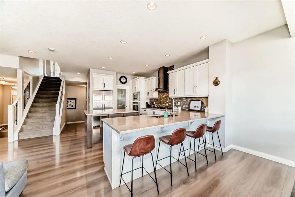 22 Riviera Place