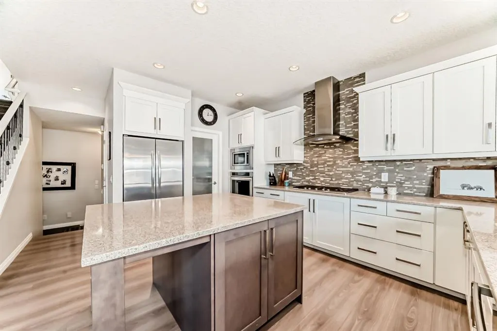 22 Riviera Place