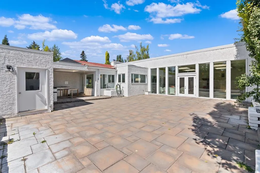 20 Windsor Crescent SW