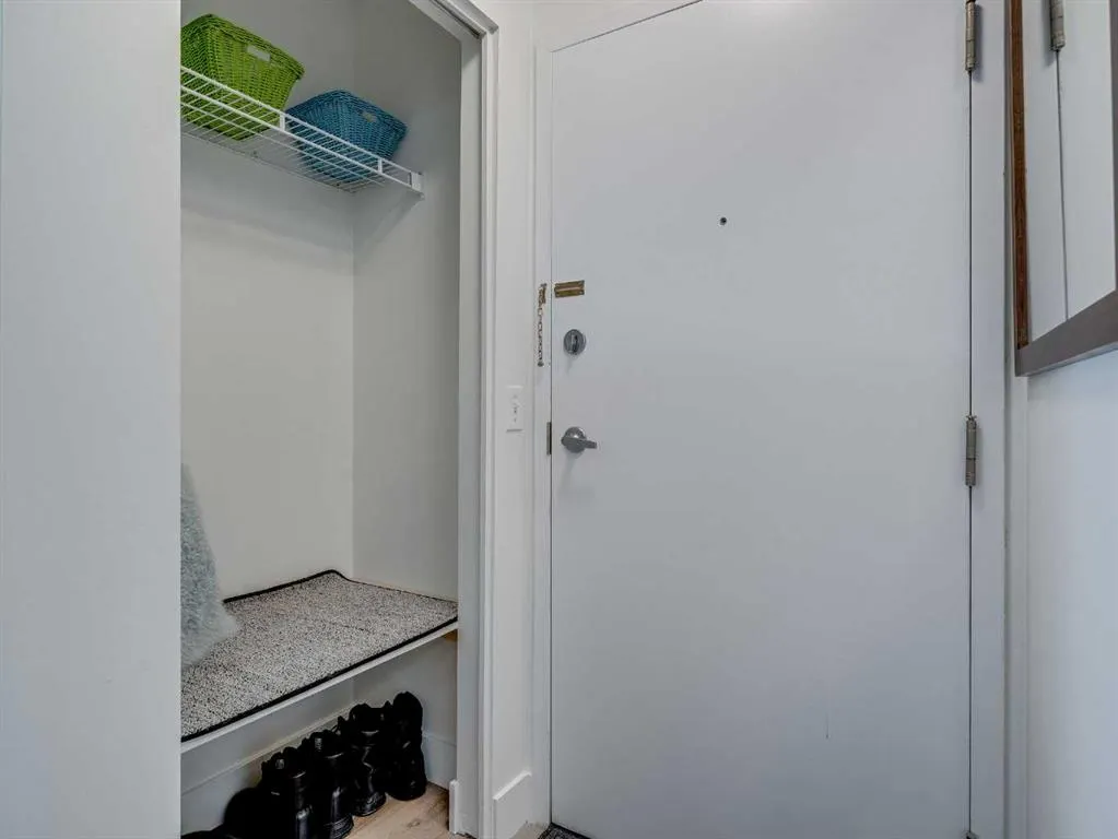 3400 Edenwold Heights NW, #2514