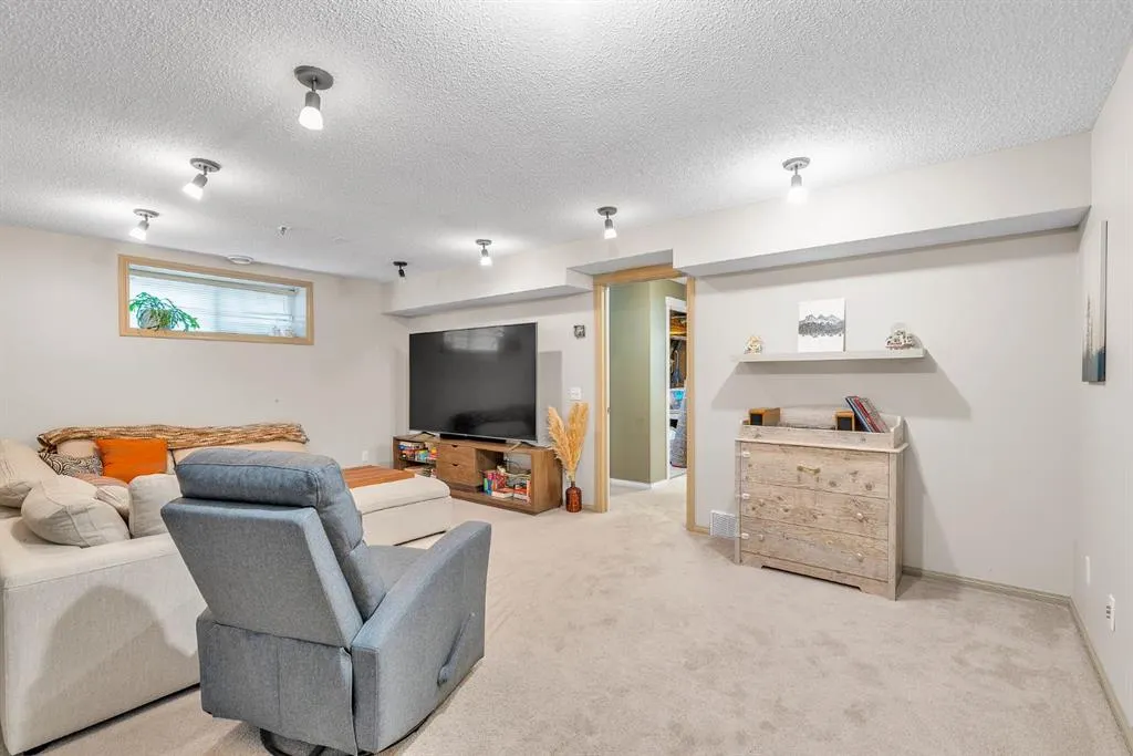 30 Sunset Heights