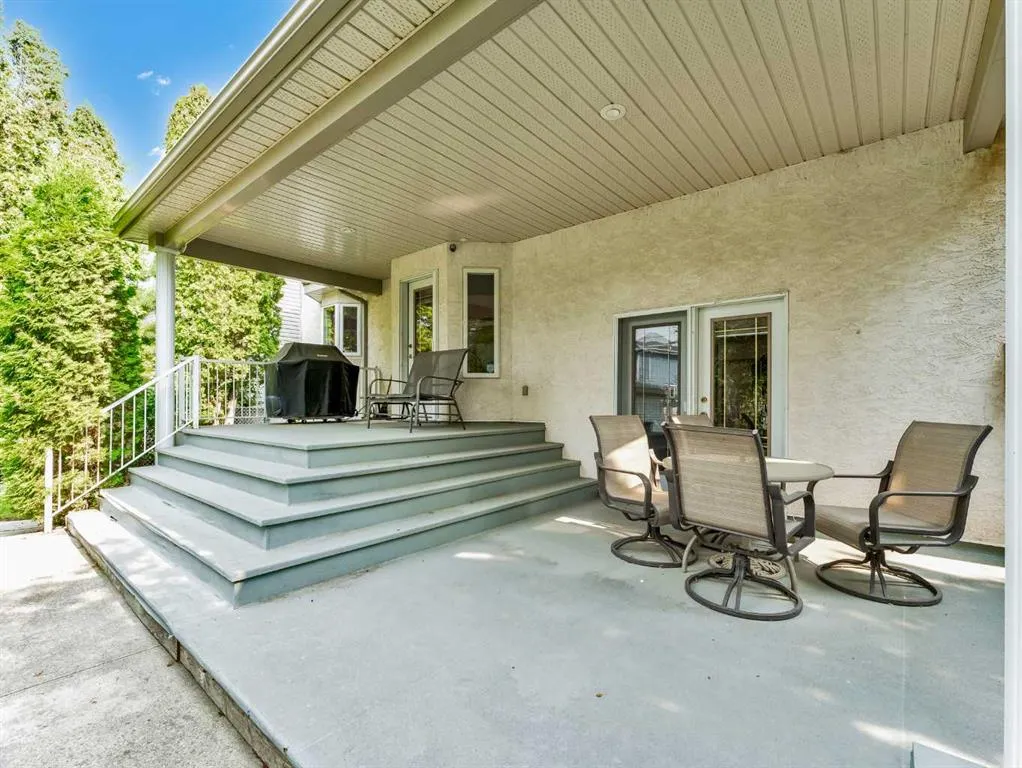 30 Preston Avenue NE