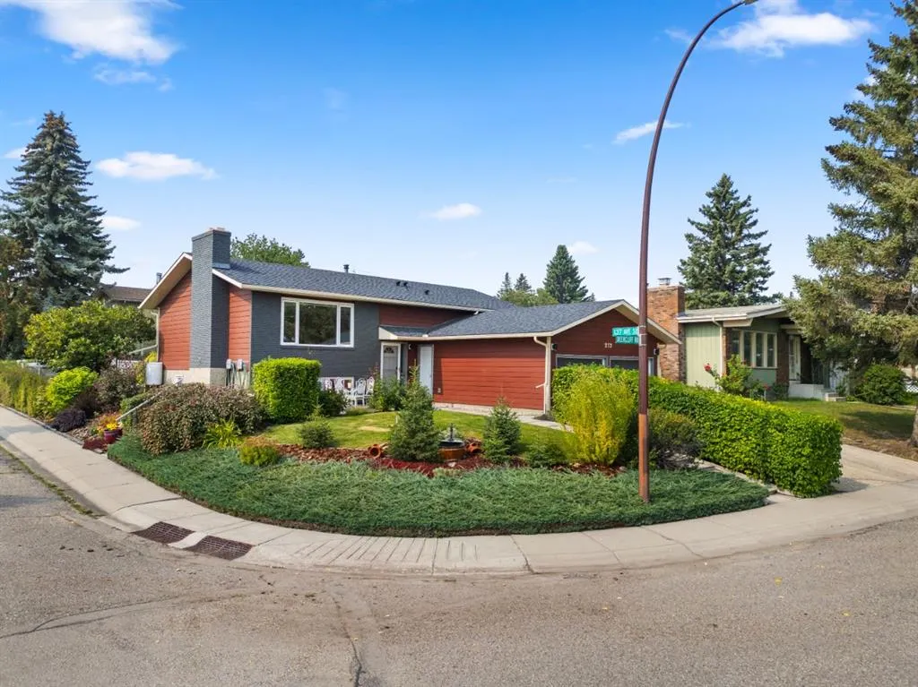 272 Deercliff Road SE