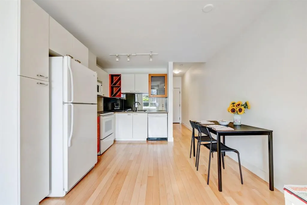 315 24 Avenue SW, #150