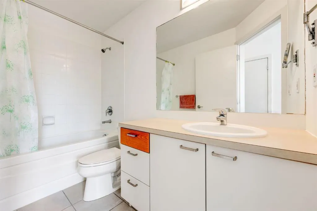 315 24 Avenue SW, #150