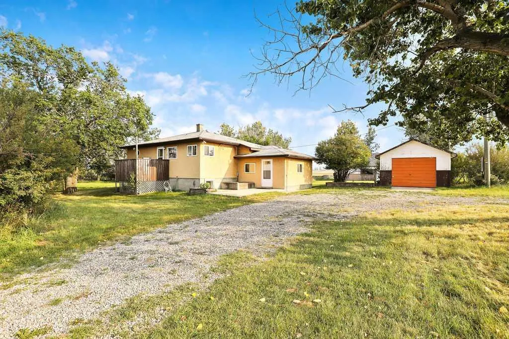 282013 HWY 533