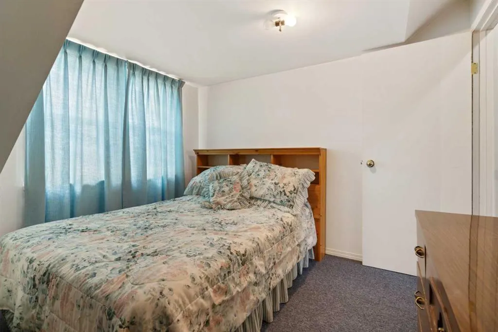 307 Manning Avenue