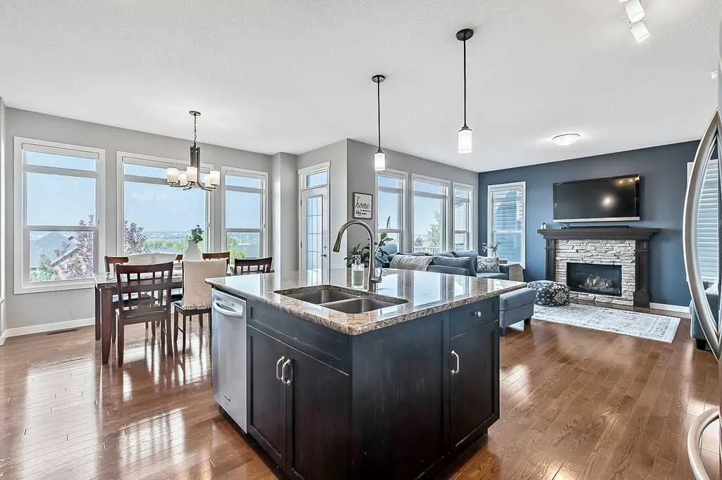 120 Westland View