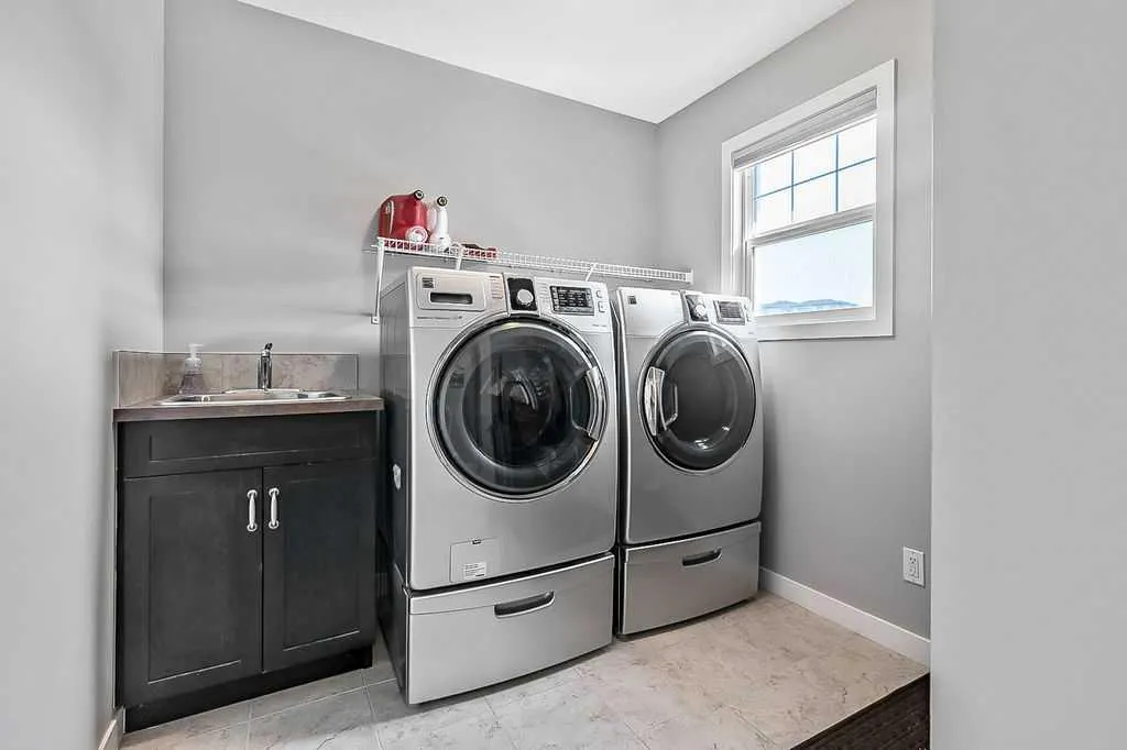 120 Westland View